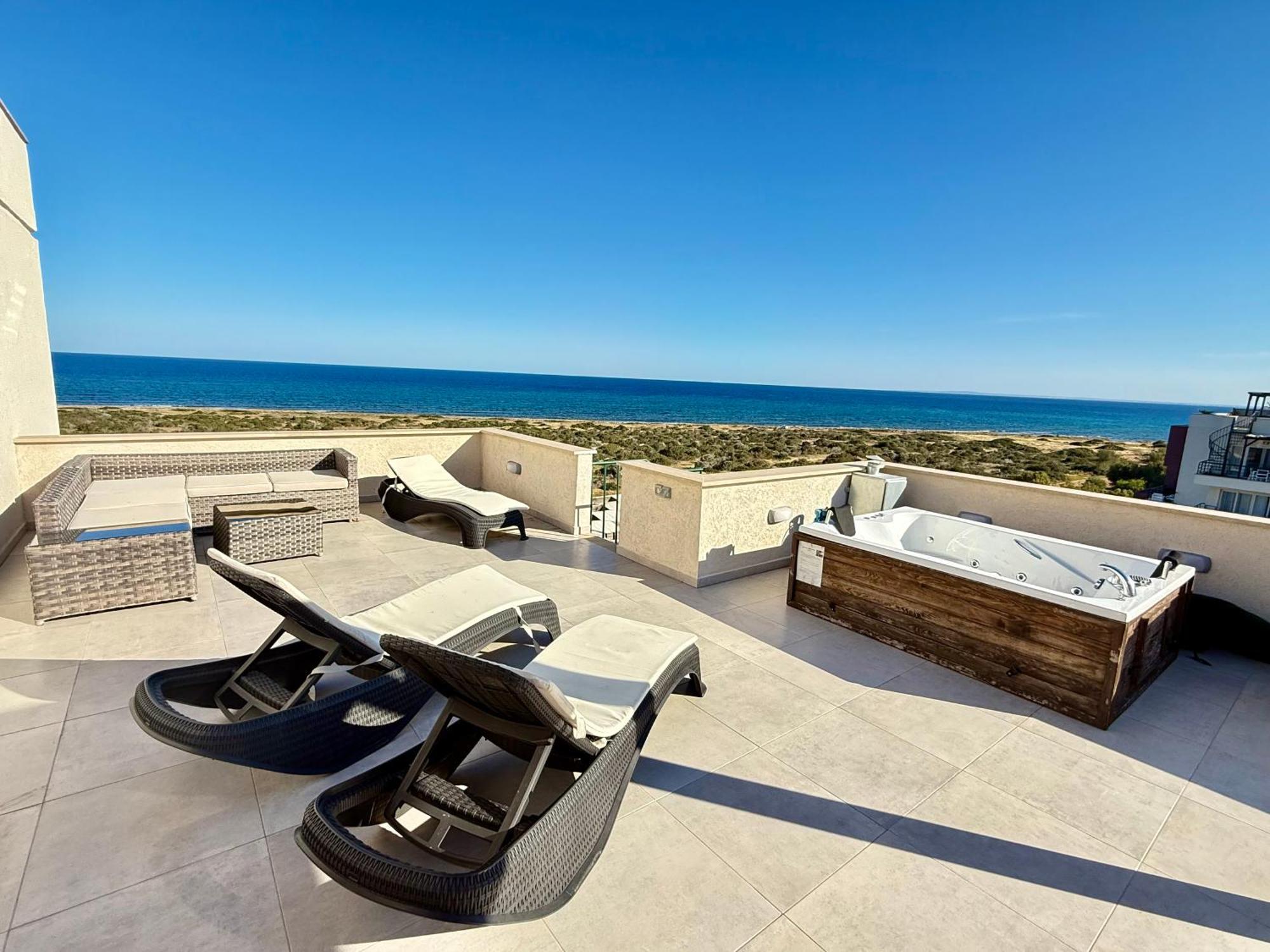Relaxing Penthouse Suites By The Sea Vokolidha Extérieur photo