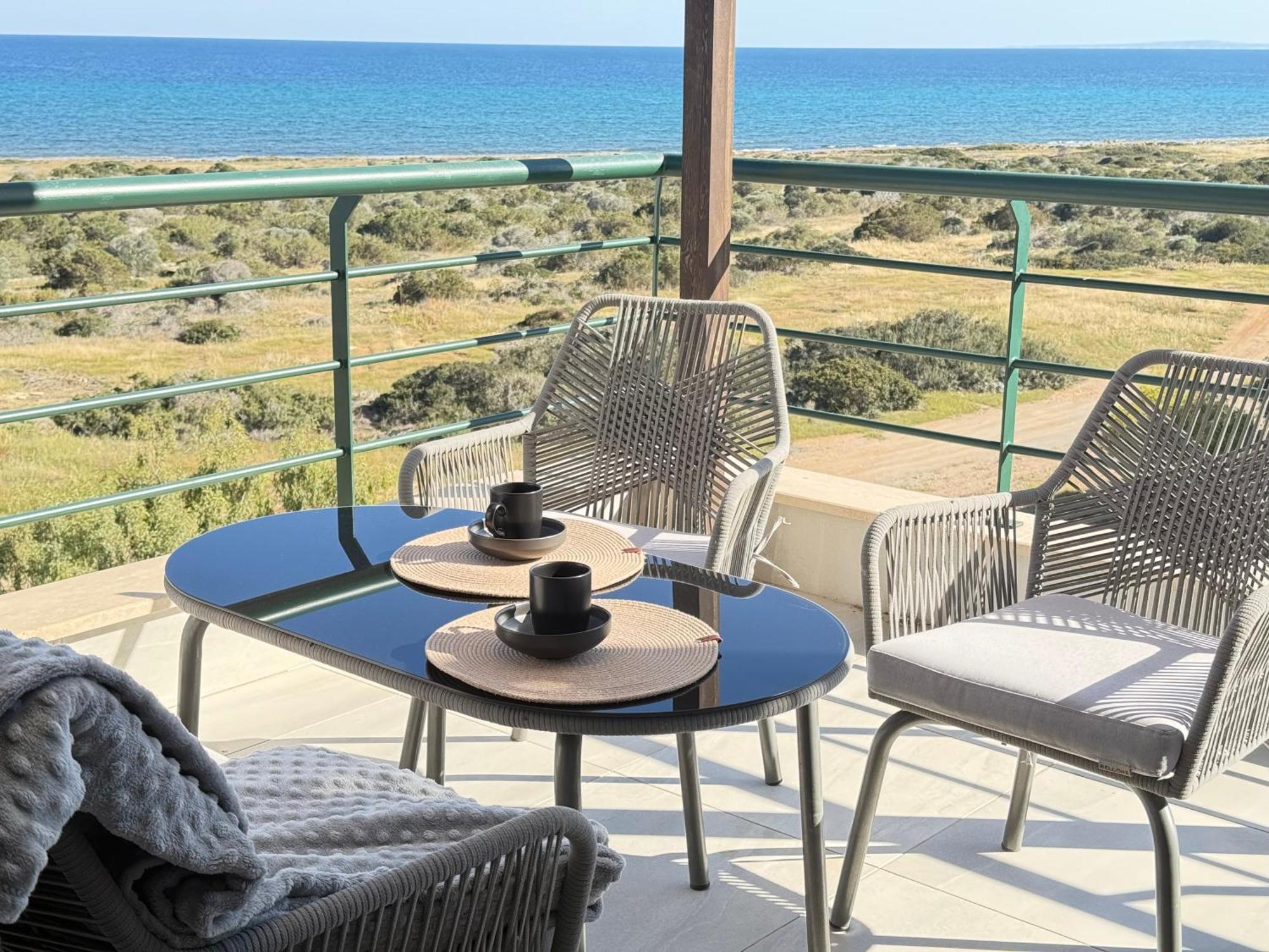 Relaxing Penthouse Suites By The Sea Vokolidha Chambre photo