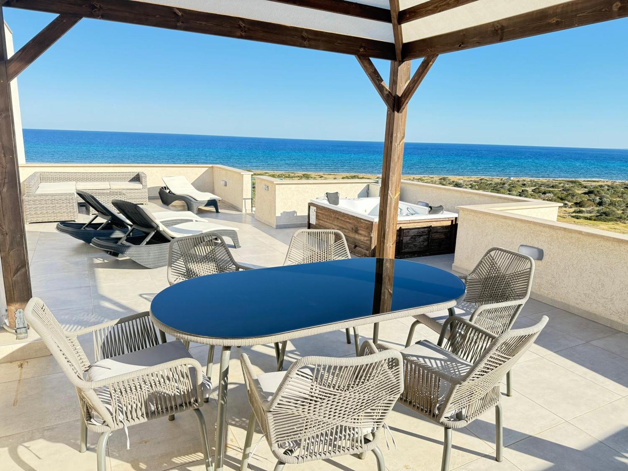 Relaxing Penthouse Suites By The Sea Vokolidha Extérieur photo
